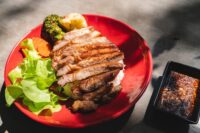 thai-style-grilled-pork-with-rice-and-vegetable-m-2022-12-16-02-12-15-utc-1024x683 thai-style-grilled-pork-with-rice-and-vegetable-m-2022-12-16-02-12-15-utc-1024x683