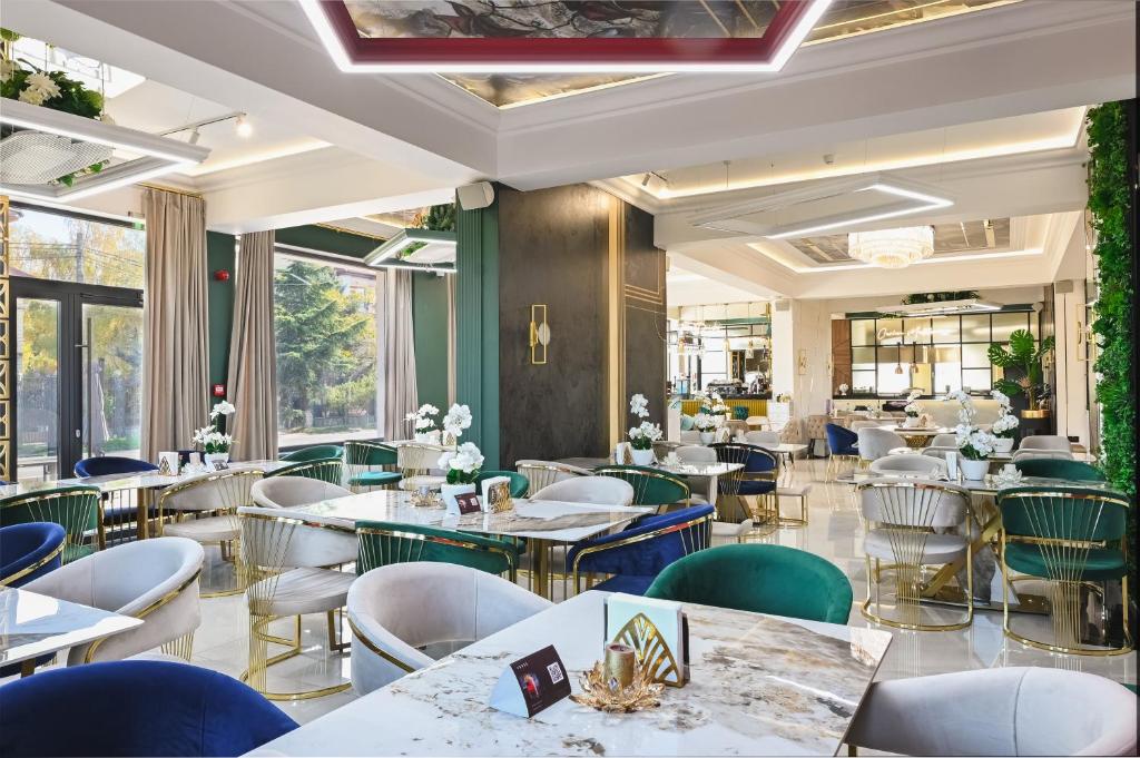 Verse Hotel